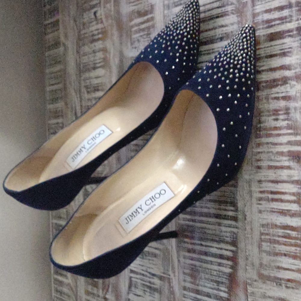 Shoes - Picture 5 of 6